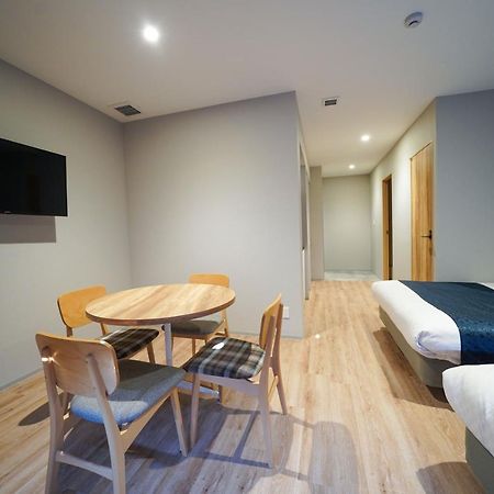 Hotel S-Presso East Osaka Buitenkant foto